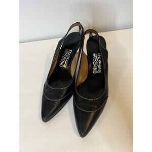 vintage SALVATORE FERRAGAMO BLACK CALF SKIN HEELS SZ 7.5 B